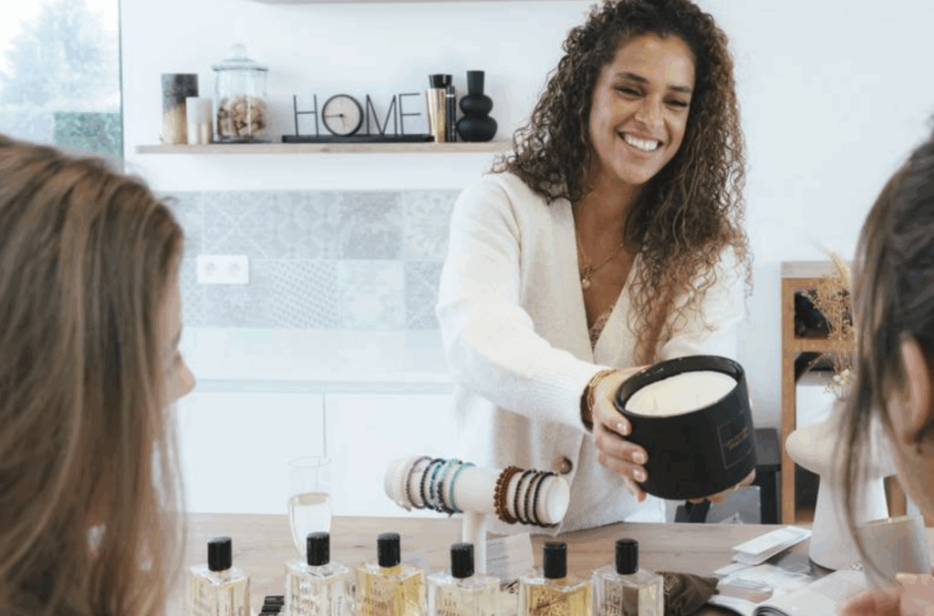 Réunion lors d'un atelier, présentation des produits